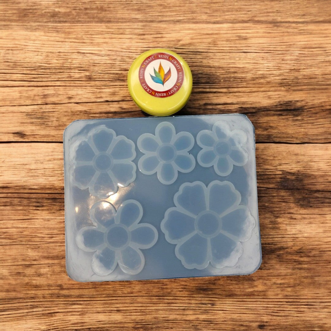 5 Cavity 3D flower Mould