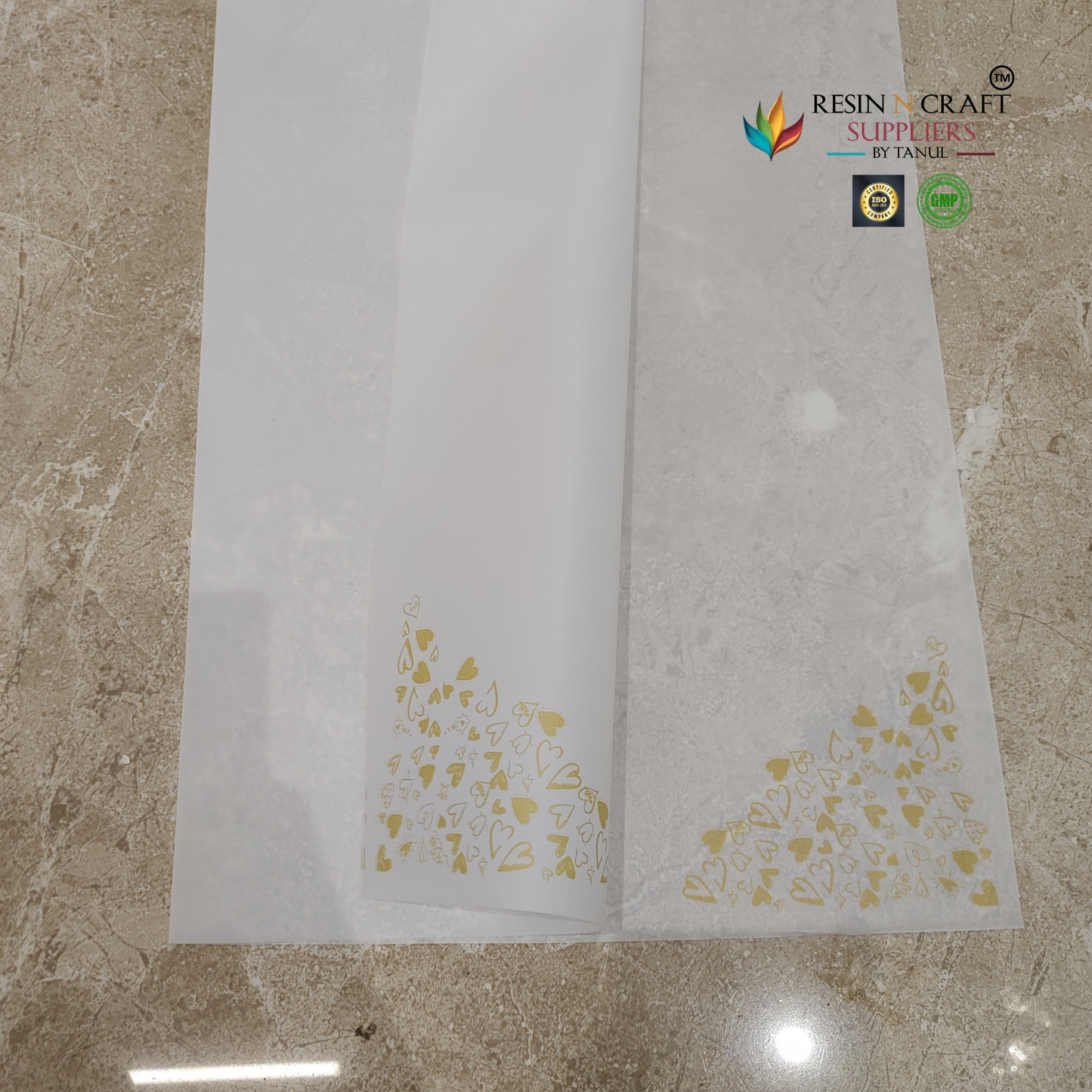 White with Gold Heart Design Waterproof Flower / Gift Wrapping Sheets – 5 Pcs (22×22 Inch) / Packing Sheet