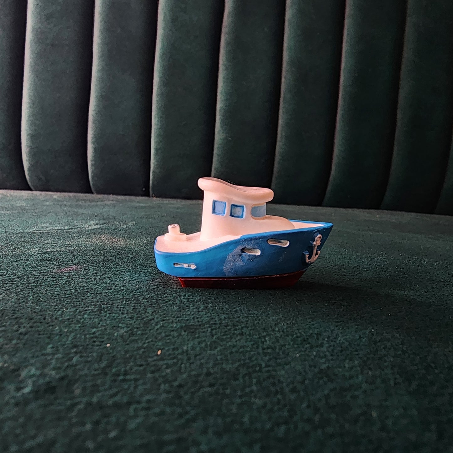 1480008 Cute Yacht - B Miniature