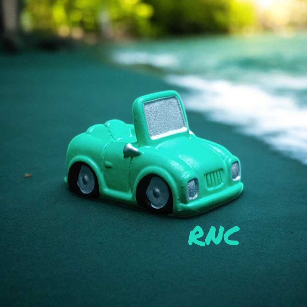 1480486 Green Sports Car