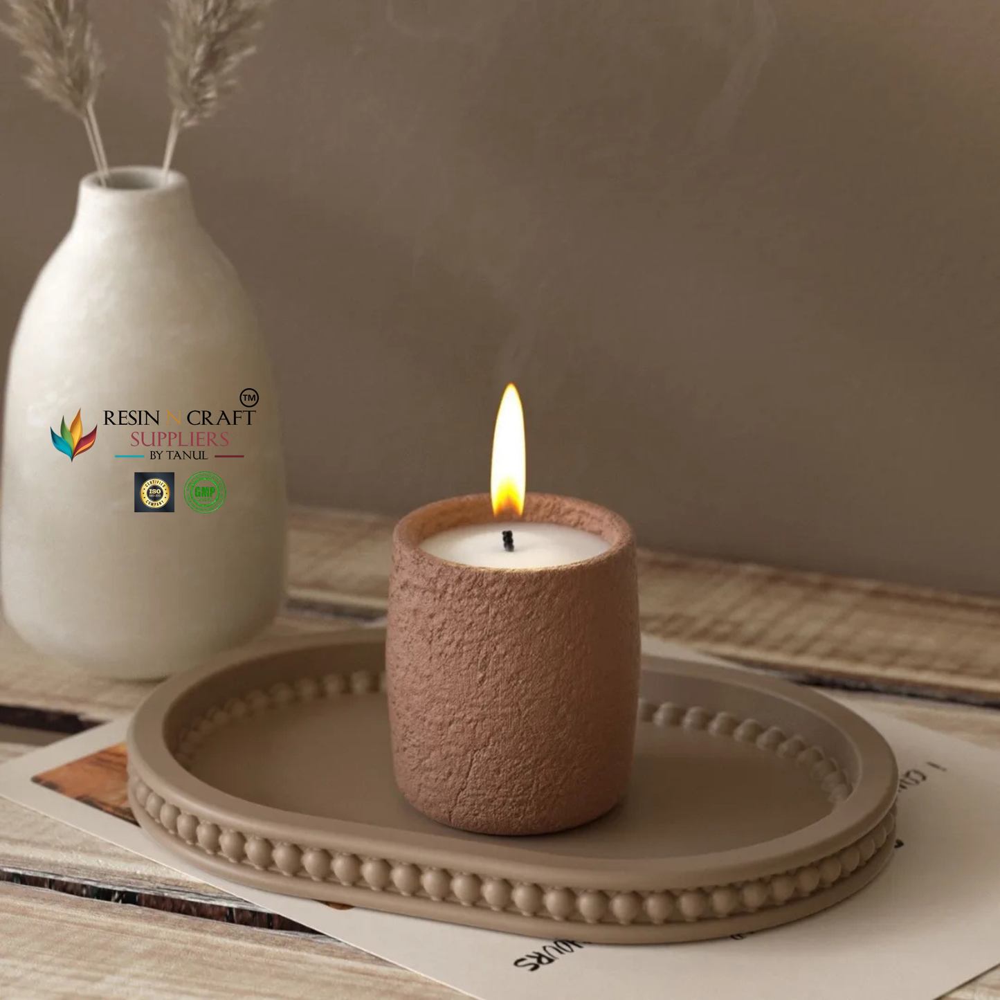 Oval Trinket Mould with Beaded Border