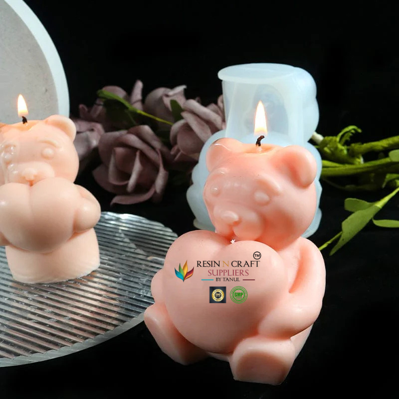 Sitting Bear With Heart Candle Mould (RSM0501)