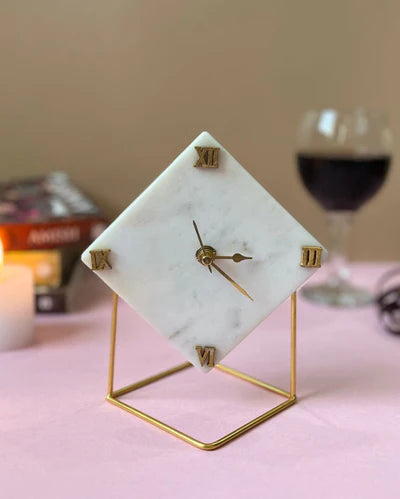 RI07336 Pillar Clock Stand Gold