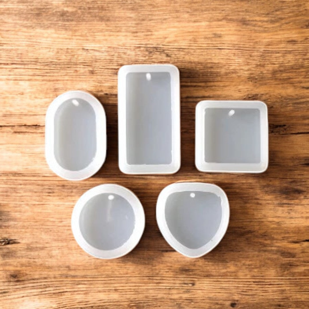 5 pc Pendant / Keychain mould Border