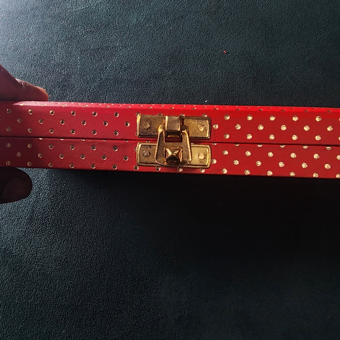 Rakhi Box Pack With Leather Cloth
