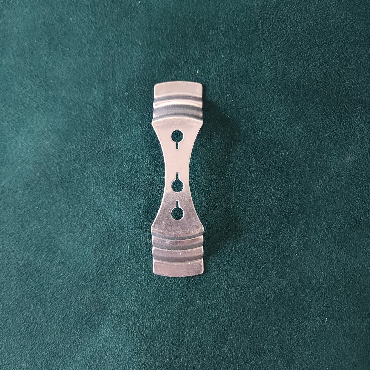 Metal Candle Wick Holder – 3 Slot Adjustable