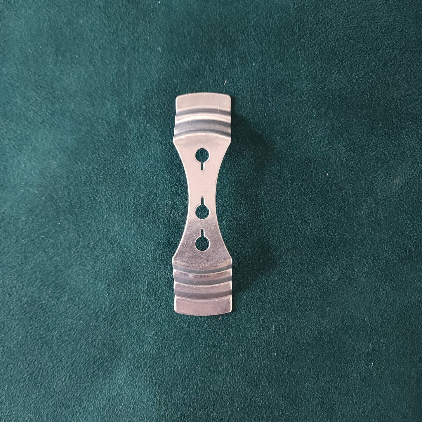 Metal Candle Wick Holder – 3 Slot Adjustable