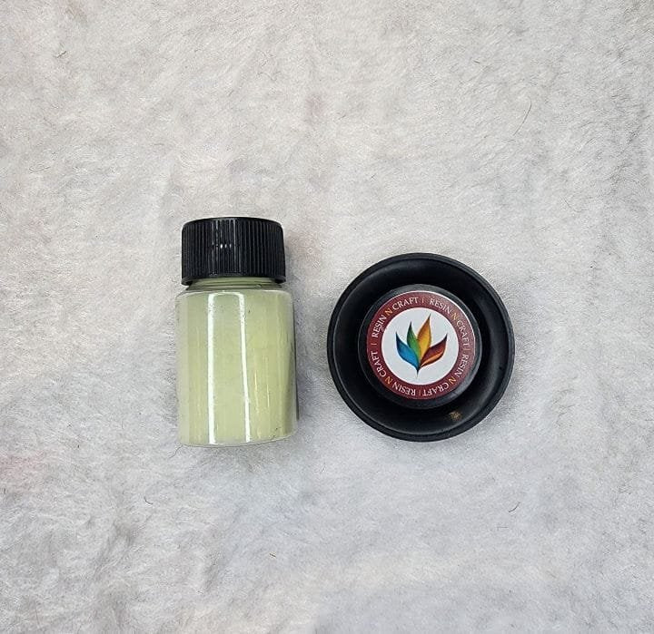 Glow In Dark Pigment - Yellow Green