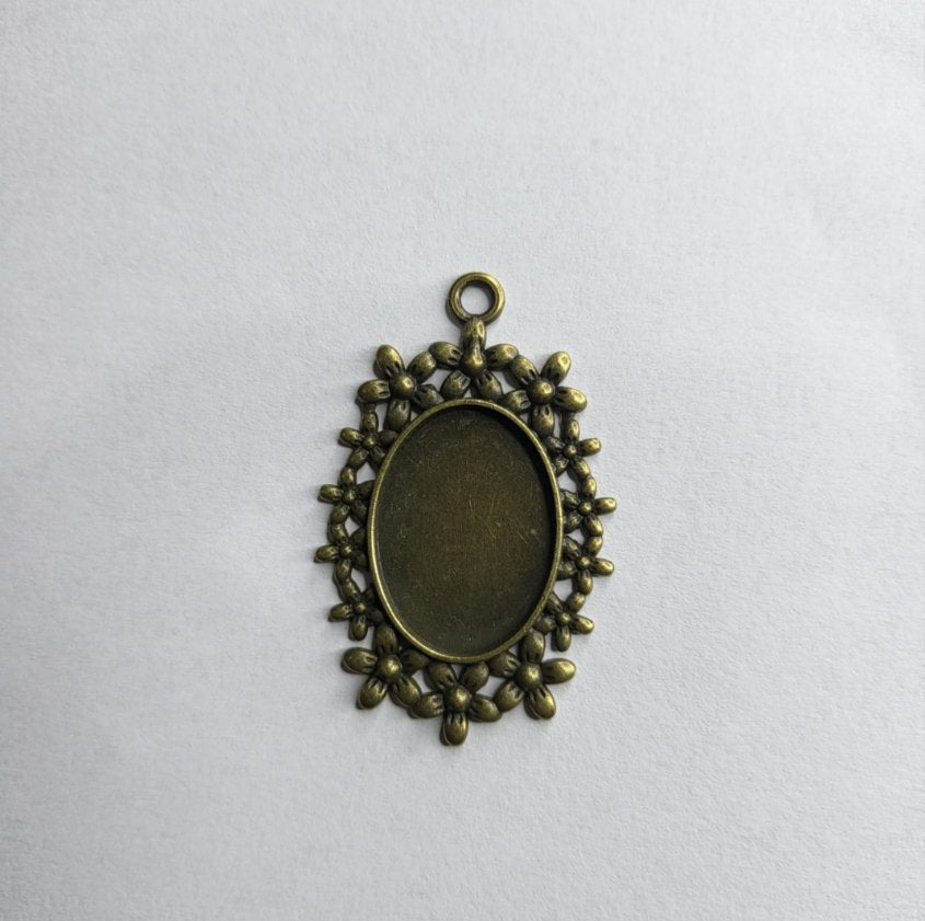 Antique Vintage Bezels - B3