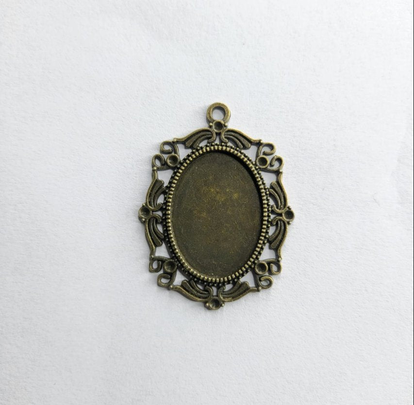 Antique Vintage Bezels - B4