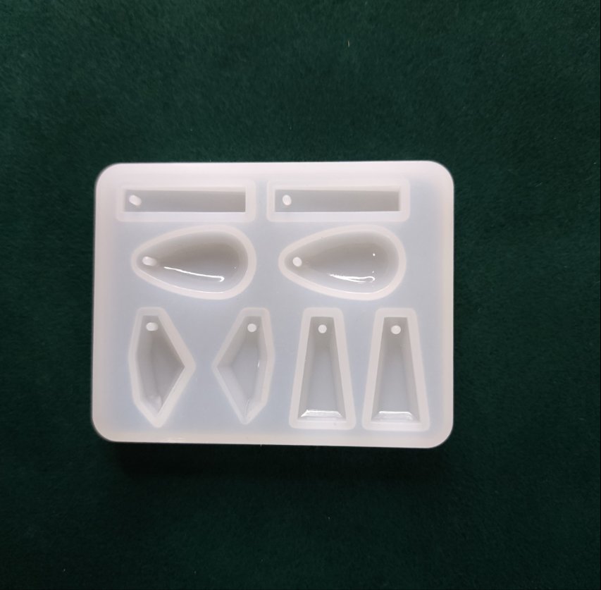 8 in 1 Earring Mould