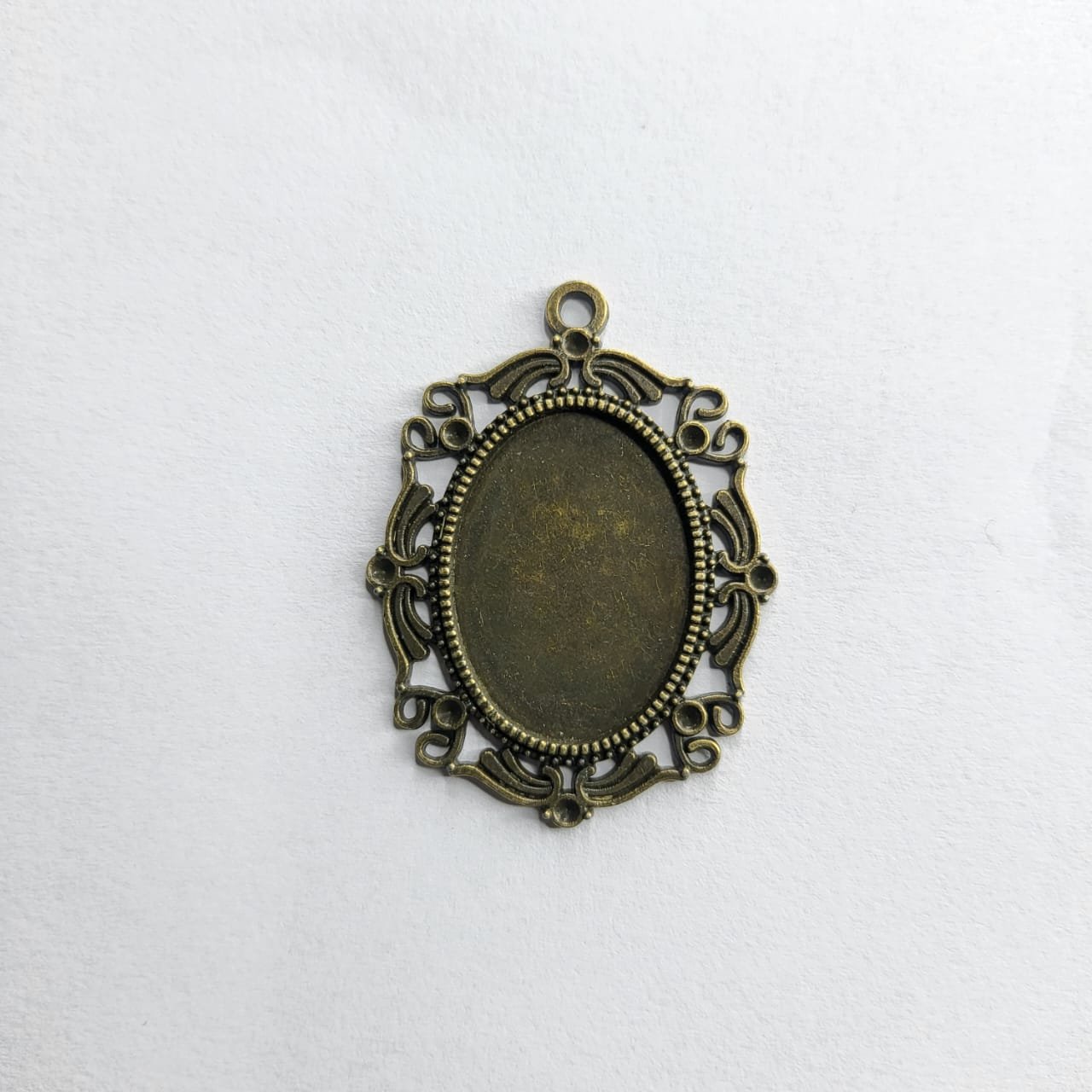 Antique Vintage Bezels - B5