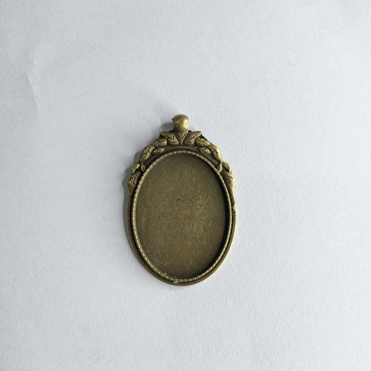 Antique Vintage Bezels - B20