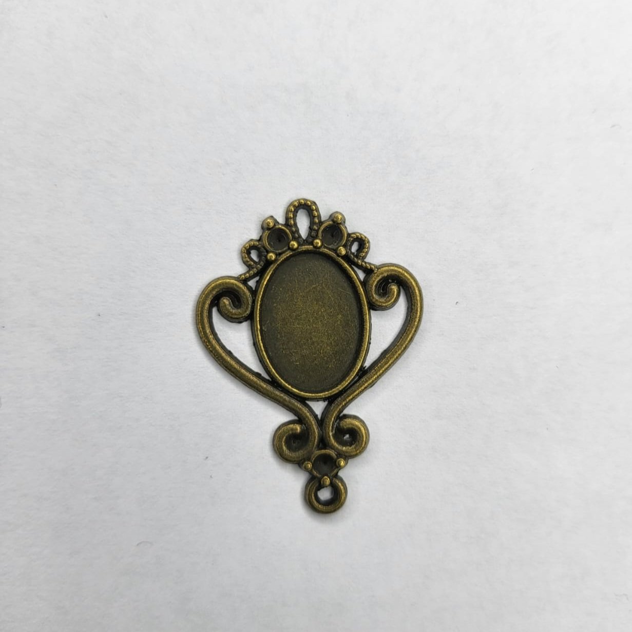 Antique Vintage Bezels - B41