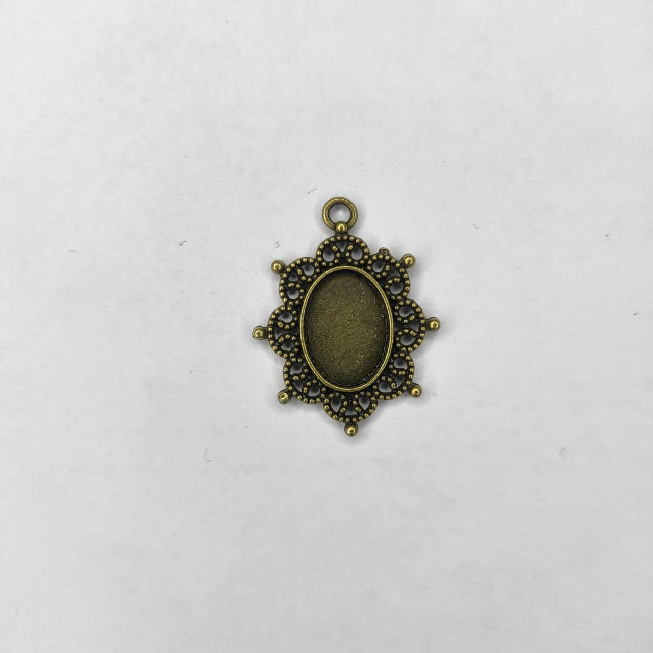 Antique Vintage Bezels - B46