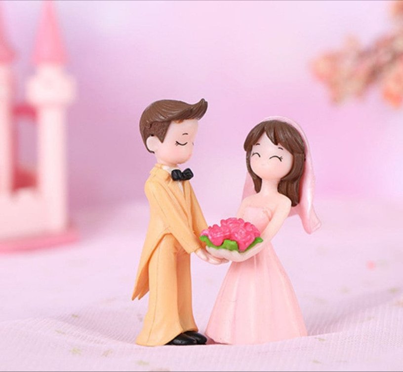 WEDDING COUPLE - B MINIATURE