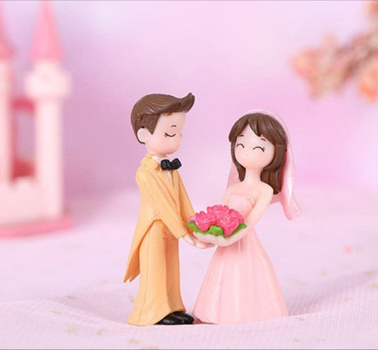 WEDDING COUPLE - B MINIATURE