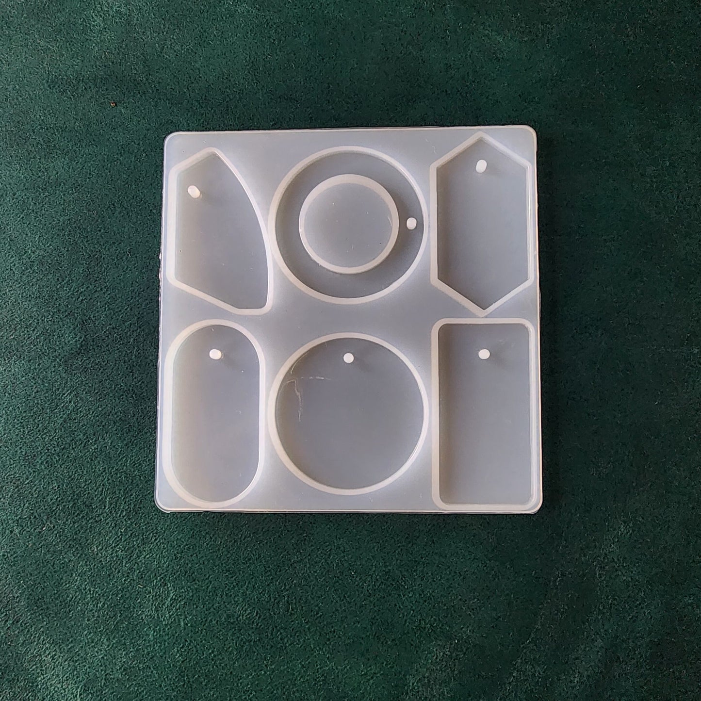 6 pc Tag mould