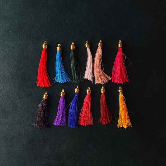 Thread Tassels Pack Of 12 PCS