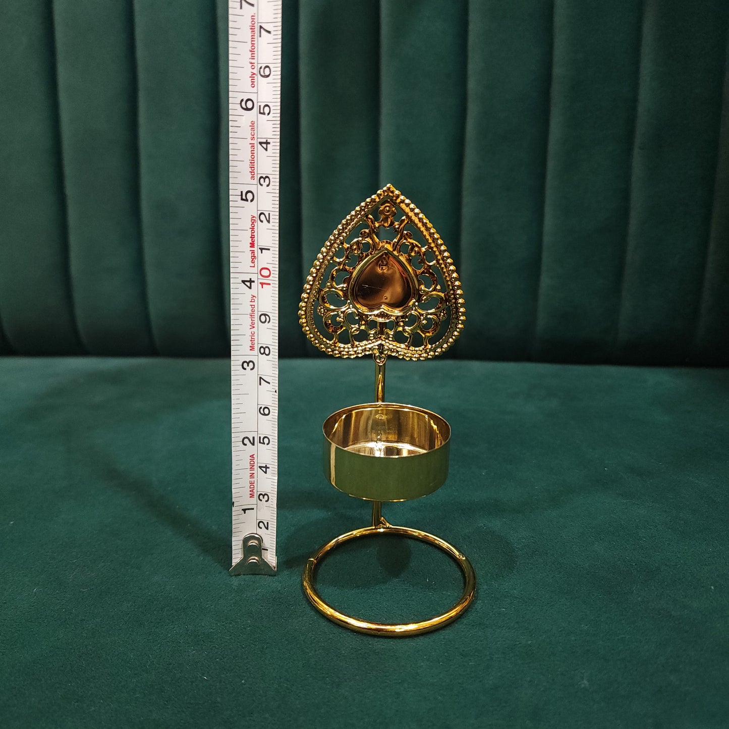 Ornate Filigree Heart T-light Stand (Metal)