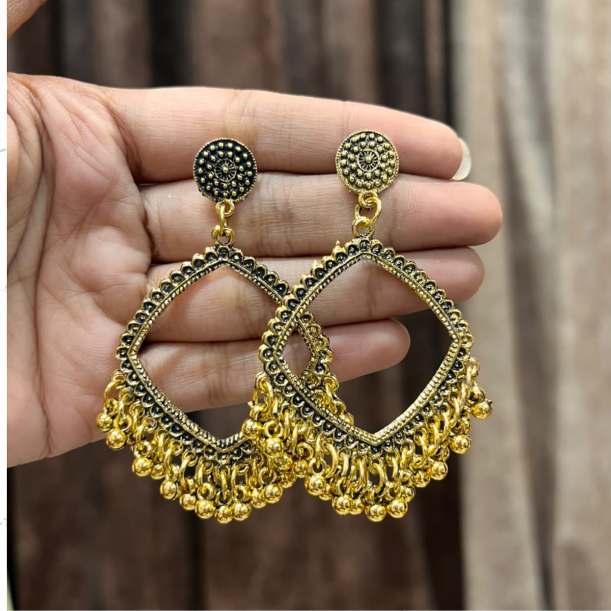 Gold Earring Bezel / Jumkha Without Beads