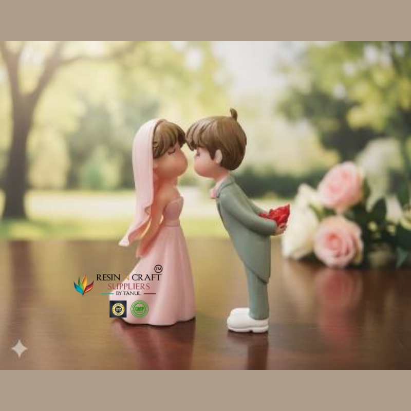 Sweet Kiss Couple Miniature
