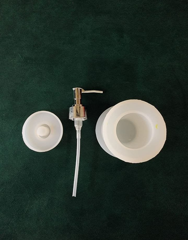 Round Shape Soap Dispenser Mould with fittings