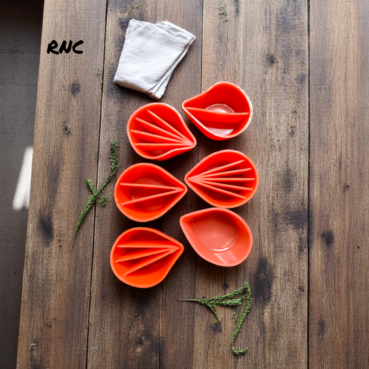 6 pcs Multi Colour Pouring Silicone cups.