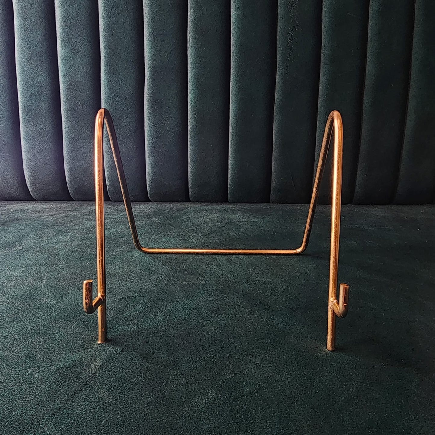 Metal Wire Stand