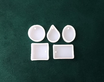 5 pc set Pendant / Keychain mould