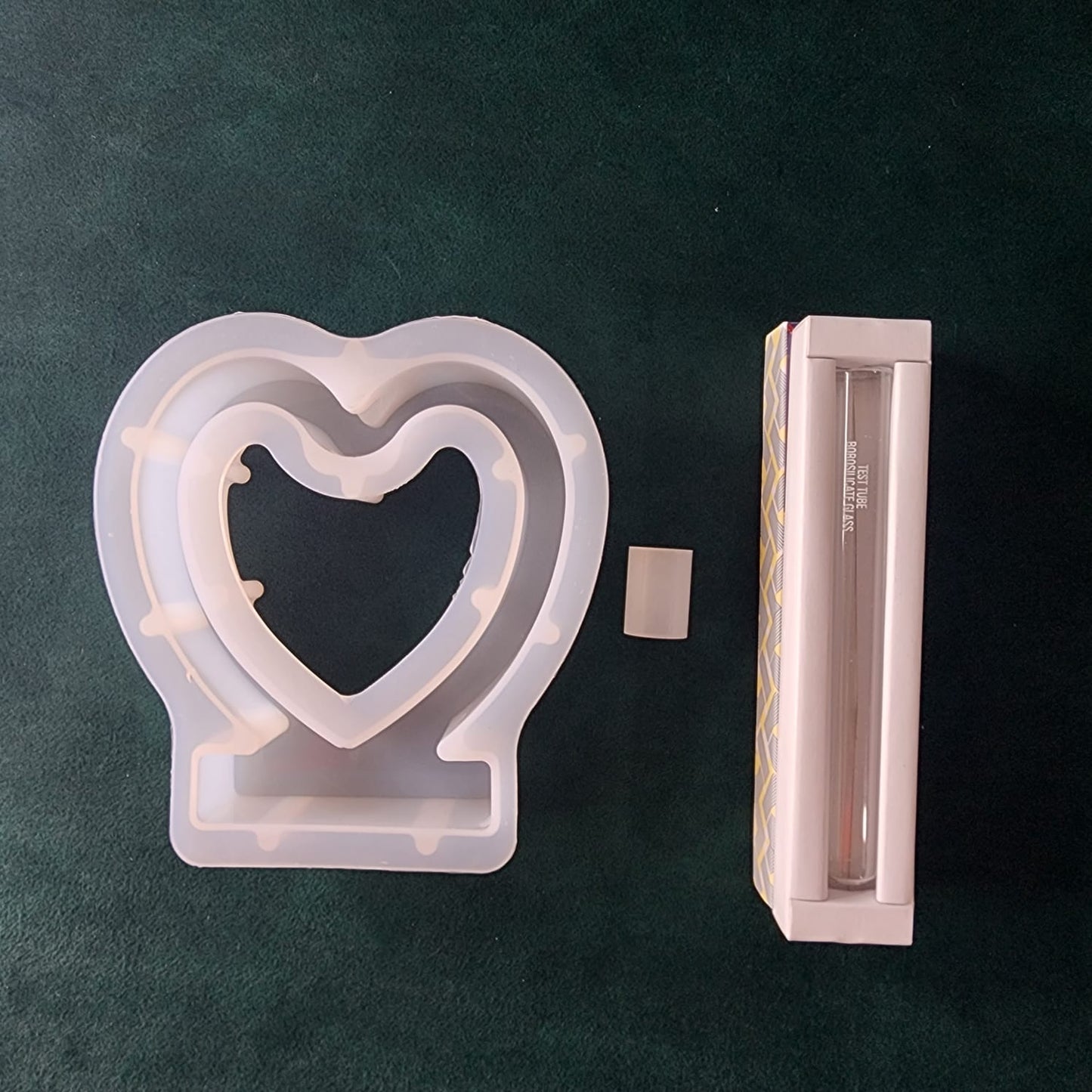 Heart tube planter mould