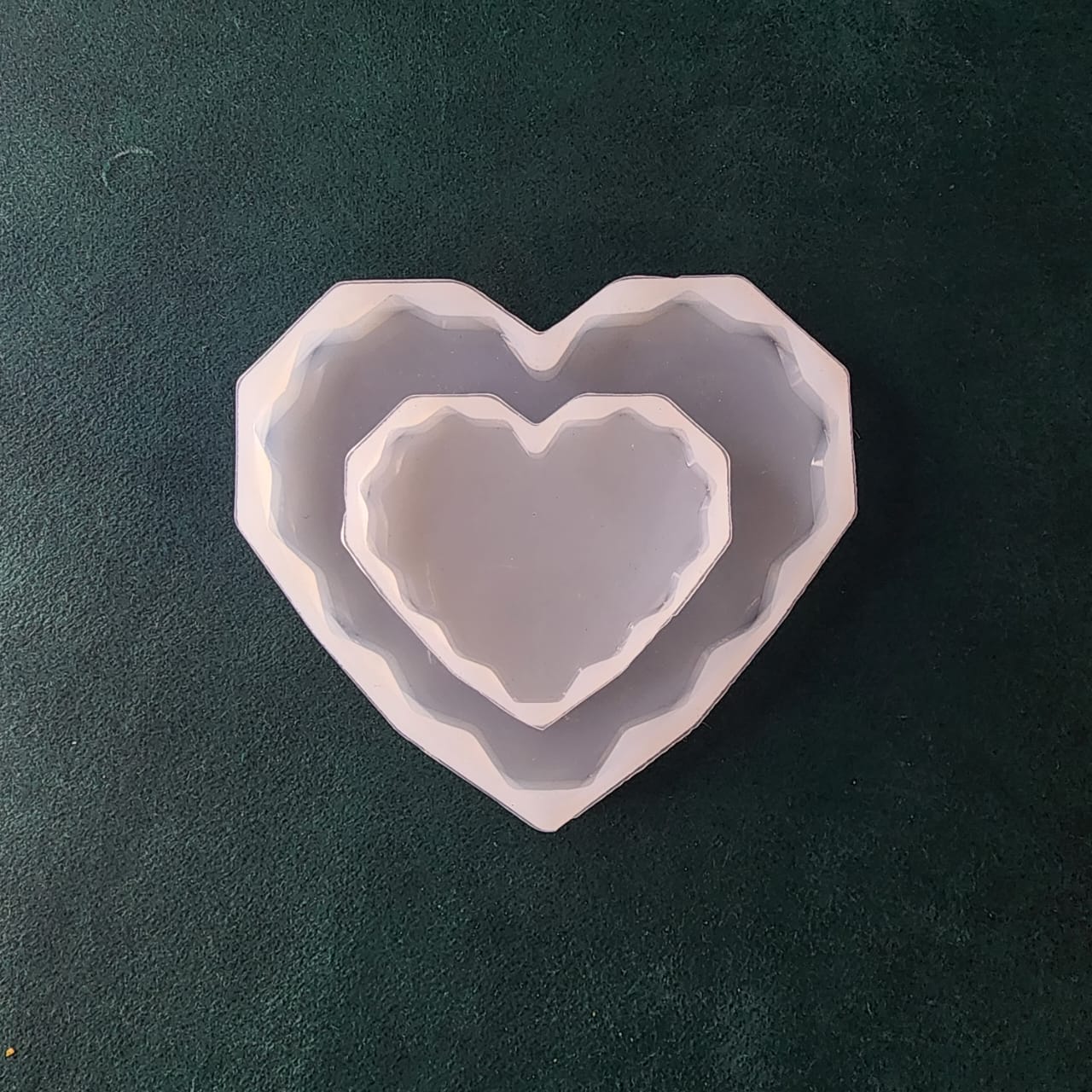 Diamond Cut Heart Mould