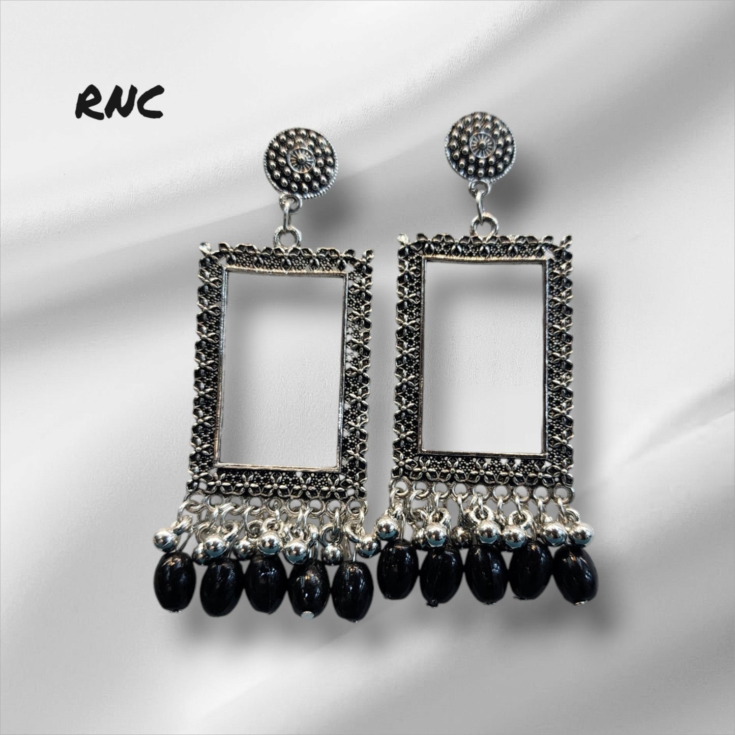 Silver Earring Bezel / Jumkha With Beads