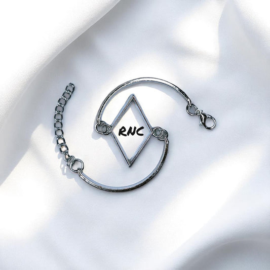 Silver Bracelet with Kite Bezel