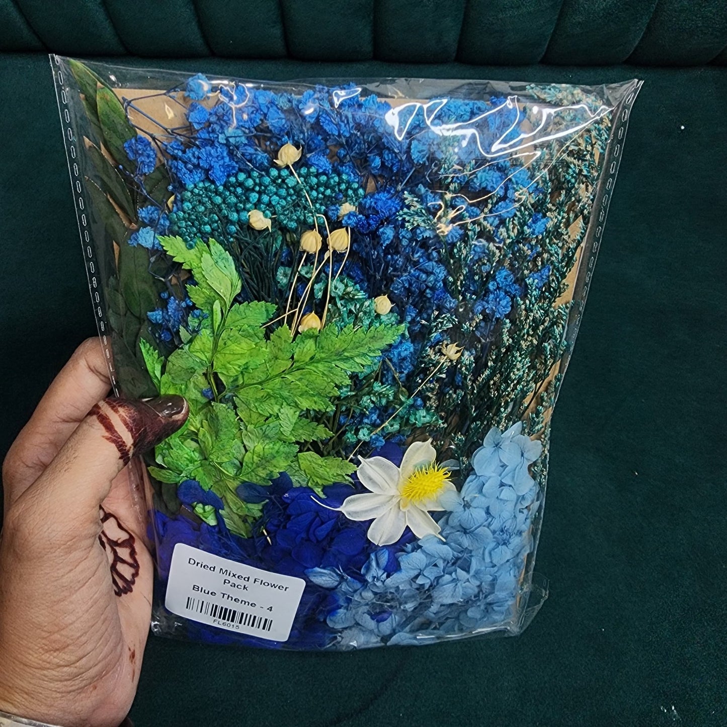 Dry Flower Sheet Card Packing – Blue Theme (FL6015)