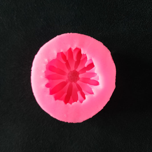 Pink Daisy Flower Mould